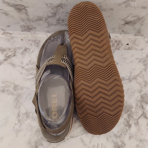 Pre-owned sorel out n about sandals - Picture 6 of 8